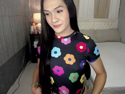 Snapshot of xAsianSweetHeart chatting on 09.09.25 xAsianSweetHeart online show from 09.09.25