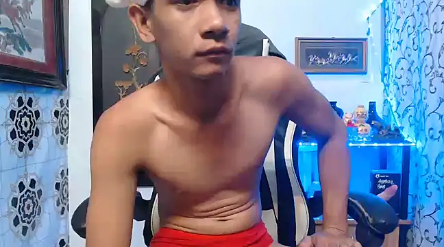 Snapshot of asianmaster27 chatting on 12.16.24 asianmaster27 online show from 12.16.24