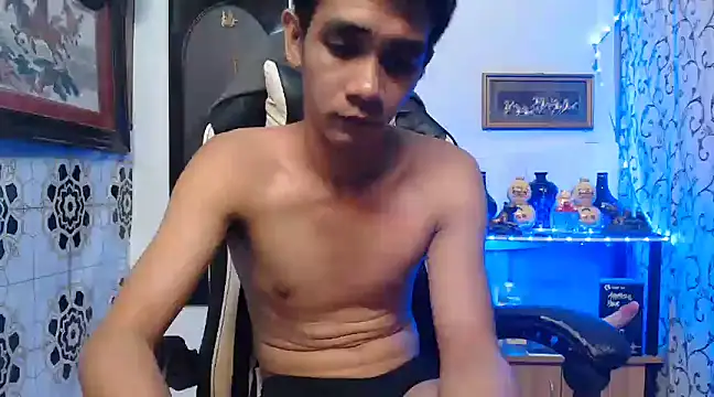 Snapshot of asianmaster27 chatting on 01.18.25 asianmaster27 online show from 01.18.25