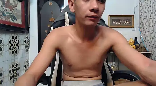 Snapshot of asianmaster27 chatting on 01.30.25 asianmaster27 online show from 01.30.25