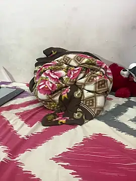 Snapshot of katrina_0143 chatting on 02.03.25 katrina 0143 online show from 02.03.25