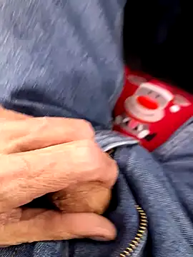 feet toes online show from 02.18.25