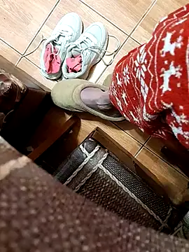 feet toes online show from 02.19.25