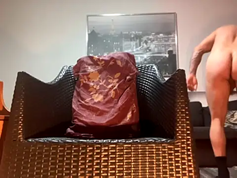 Snapshot of Tyyson03 chatting on 11.24.25 Tyyson03 online show from 11.24.25