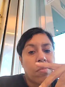 Molly newman6 online show from 11.04.25