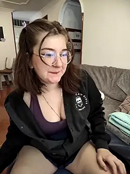 HunnyyLove online show from 10.06.25