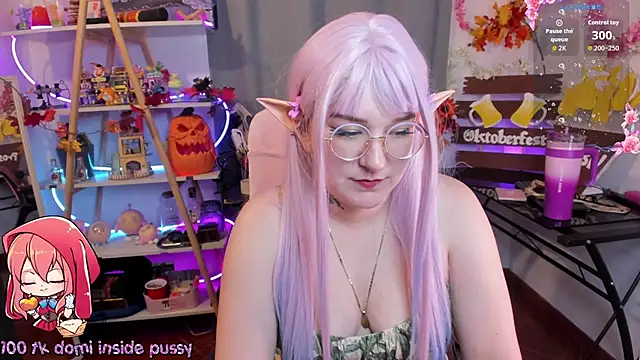 HunnyyLove online show from 10.10.25