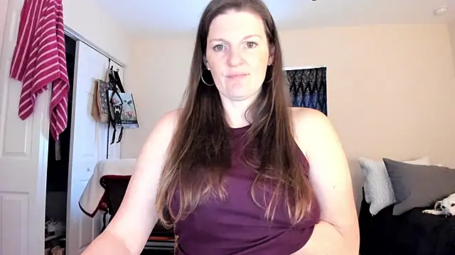 Kelly Carolina online show from 01.02.25