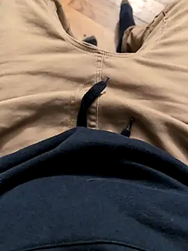 MrandMrsHaze online show from 11.26.25