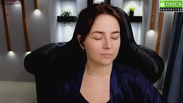 Mira Mermayd online show from 03.21.25