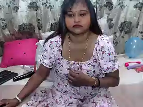 indian glitter online show from 10.15.25