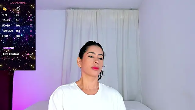 Snapshot of VioletaSotter chatting on 03.08.26 VioletaSotter online show from 03.08.26