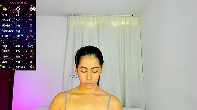 Snapshot of VioletaSotter chatting on 03.13.26 VioletaSotter online show from 03.13.26