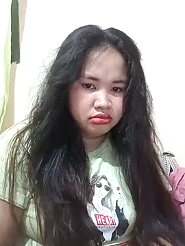 Snapshot of PinayGirl23 chatting on 11.18.25 PinayGirl23 online show from 11.18.25