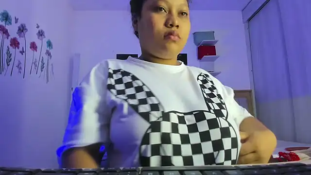 Lunastar02 online show from 04.20.26