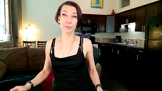 EveEnigma online show from 03.19.25