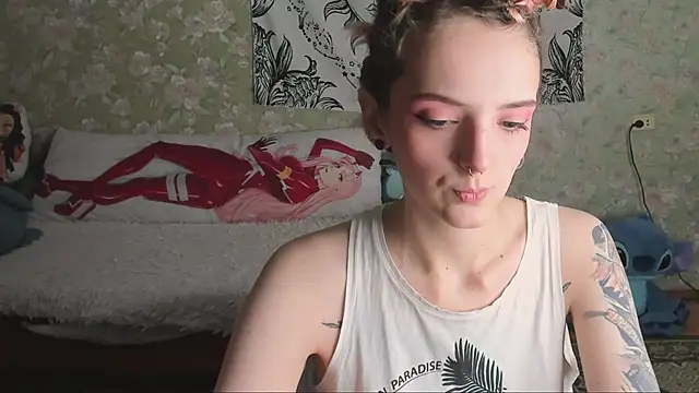 Snapshot of Cutie_Adelia chatting on 01.12.26 Cutie Adelia online show from 01.12.26