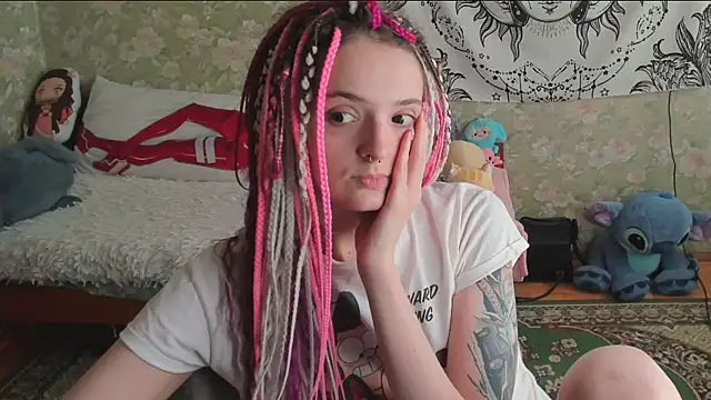 Cutie Adelia online show from 07.10.26