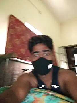 Snapshot of Love_birdss chatting on 10.23.25 Love birdss online show from 10.23.25