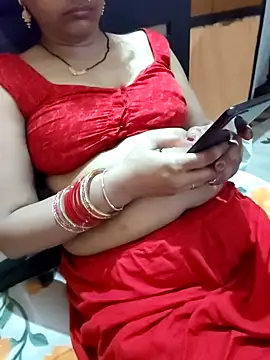 Snapshot of Diya_143 chatting on 07.17.26 Diya 143 online show from 07.17.26