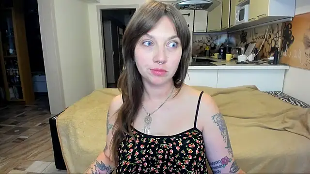 StacyTigerr online show from 10.05.25