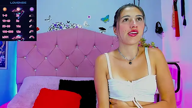 Snapshot of brenda_moris01 chatting on 01.23.25 brenda moris01 online show from 01.23.25