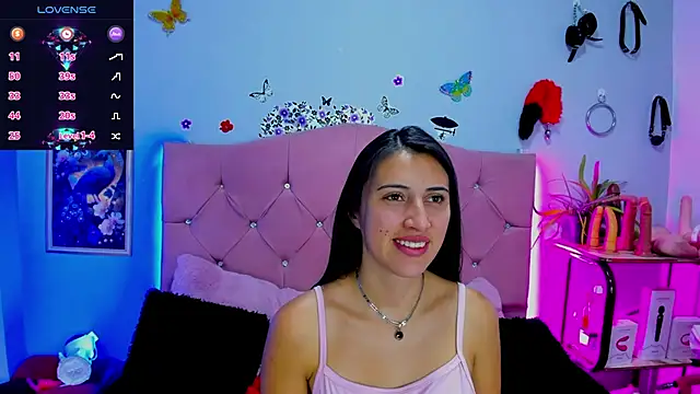 Snapshot of brenda_moris01 chatting on 02.05.25 brenda moris01 online show from 02.05.25