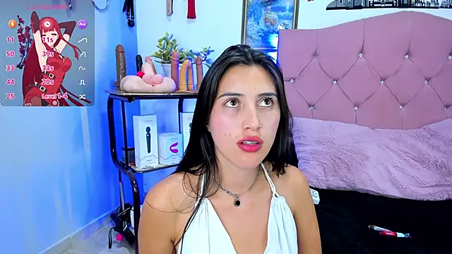 Snapshot of brenda_moris01 chatting on 02.25.25 brenda moris01 online show from 02.25.25