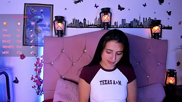 Snapshot of brenda_moris01 chatting on 09.17.25 brenda moris01 online show from 09.17.25