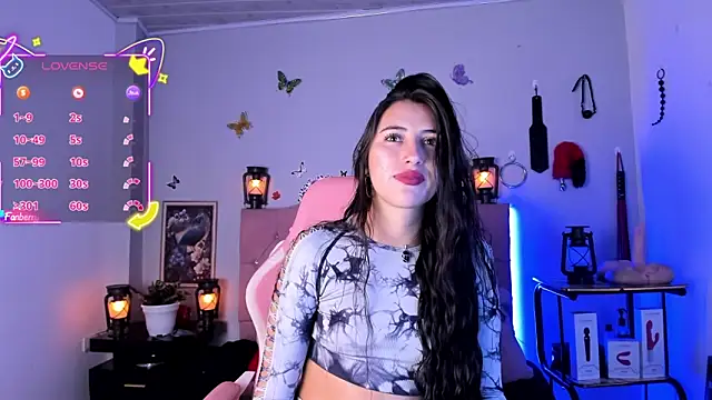 Snapshot of brenda_moris01 chatting on 10.15.25 brenda moris01 online show from 10.15.25