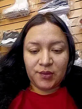 Snapshot of Arisha34 chatting on 11.21.25 Arisha34 online show from 11.21.25