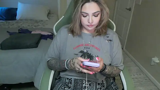 nativepumpkin95 online show from 02.01.25