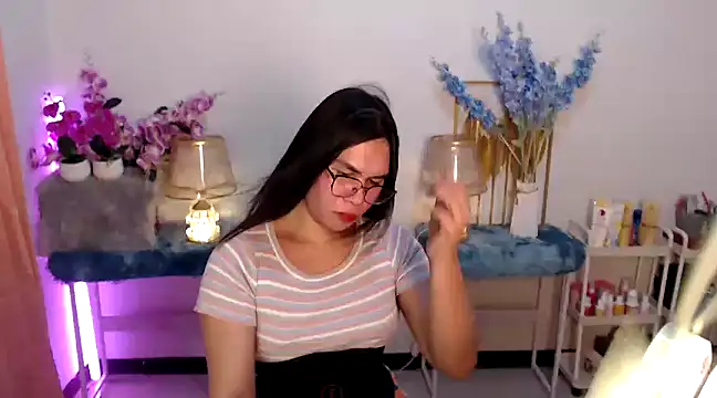 Snapshot of Asian_flabby chatting on 01.20.25 Asian flabby online show from 01.20.25