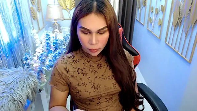 Snapshot of Asian_flabby chatting on 10.14.25 Asian flabby online show from 10.14.25