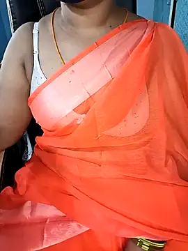 Snapshot of Tamil-hotwife chatting on 01.22.25 Tamil-hotwife online show from 01.22.25