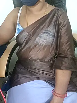 Snapshot of Tamil-hotwife chatting on 02.22.25 Tamil-hotwife online show from 02.22.25