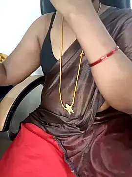 Snapshot of Tamil-hotwife chatting on 03.10.25 Tamil-hotwife online show from 03.10.25