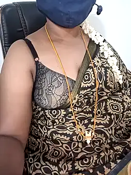 Snapshot of Tamil-hotwife chatting on 03.20.25 Tamil-hotwife online show from 03.20.25