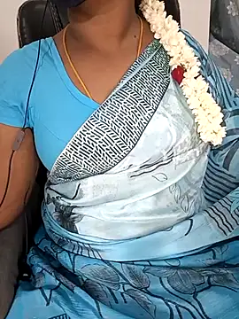 Snapshot of Tamil-hotwife chatting on 09.18.25 Tamil-hotwife online show from 09.18.25