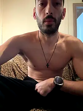 Snapshot of dk2995 chatting on 12.03.24 dk2995 online show from 12.03.24