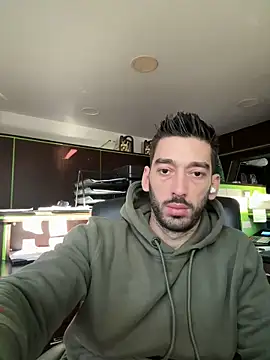 Snapshot of dk2995 chatting on 02.01.25 dk2995 online show from 02.01.25