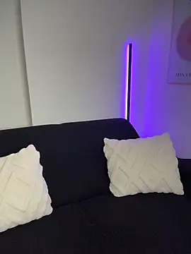 Sara mocca  online show from 02.13.26