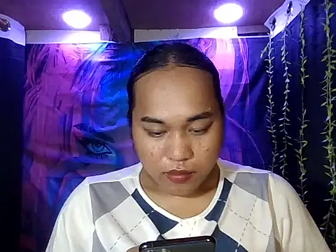 Snapshot of bettina_love chatting on 11.20.25 bettina love online show from 11.20.25