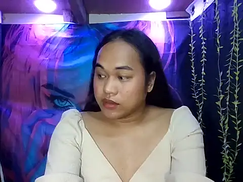 Snapshot of bettina_love chatting on 11.25.25 bettina love online show from 11.25.25