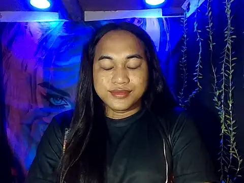 Snapshot of bettina_love chatting on 11.29.25 bettina love online show from 11.29.25