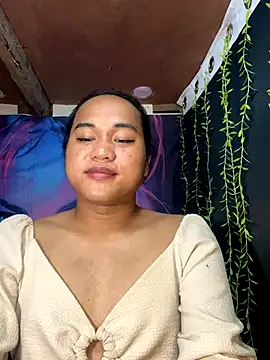 Snapshot of bettina_love chatting on 12.03.25 bettina love online show from 12.03.25