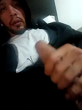 Snapshot of mrbigone45 chatting on 11.05.25 mrbigone45 online show from 11.05.25