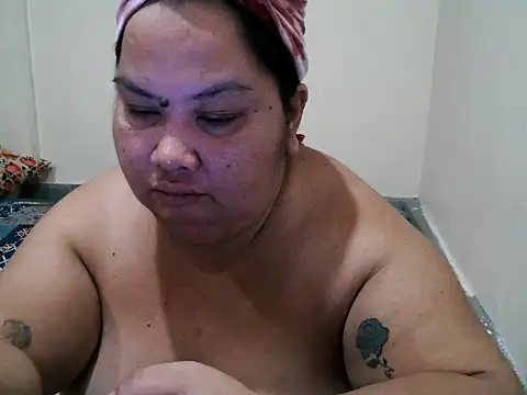 Snapshot of xxbigboootyxx chatting on 07.15.26 xxbigboootyxx online show from 07.15.26