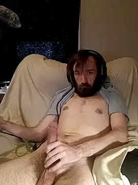 Snapshot of ShadowyTube chatting on 03.19.25 ShadowyTube online show from 03.19.25