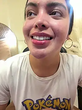 HotstuffCherrySummer online show from 12.20.25